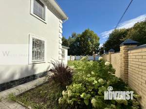 Дом 138м², 2-этажный, на длительный срок,