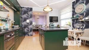 Дом 290м², 3-этажный, на длительный срок,