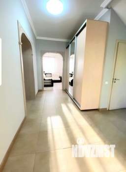 Дом 240м², 3-этажный, посуточно,