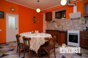 Дом 62м², 2-этажный, посуточно,