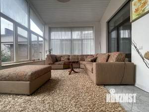 Дом 200м², 2-этажный, на длительный срок,