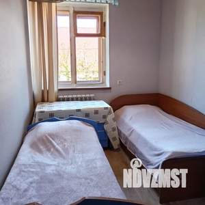 Дом 200м², 2-этажный, посуточно,