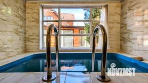 Дом 220м², 3-этажный, посуточно,