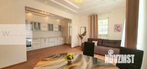 Дом 138м², 2-этажный, на длительный срок,