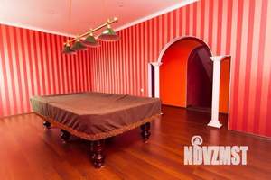 Дом 525м², 3-этажный, посуточно,