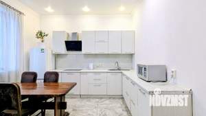 Дом 240м², 2-этажный, посуточно,