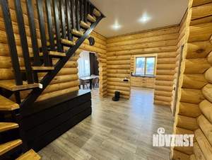 Дом 200м², 2-этажный, посуточно,