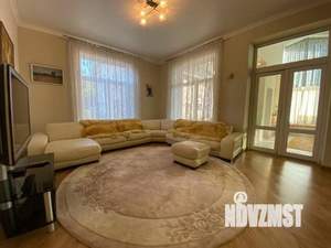 Дом 220м², 2-этажный, на длительный срок,