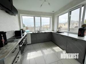 Дом 410м², 2-этажный, посуточно,