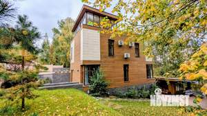 Дом 400м², 3-этажный, посуточно,