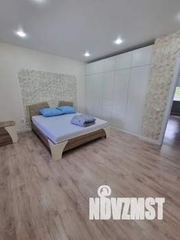 Дом 130м², 2-этажный, посуточно,