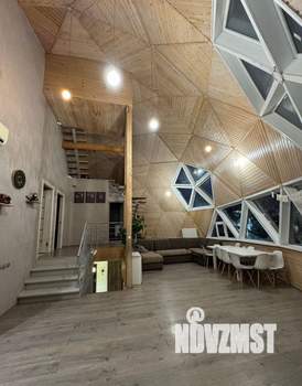 Дом 200м², 2-этажный, посуточно,