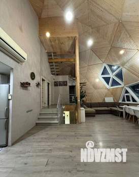 Дом 200м², 2-этажный, посуточно,