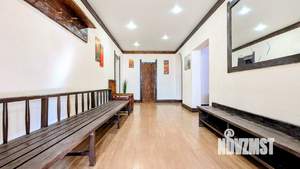 Дом 300м², 2-этажный, посуточно,