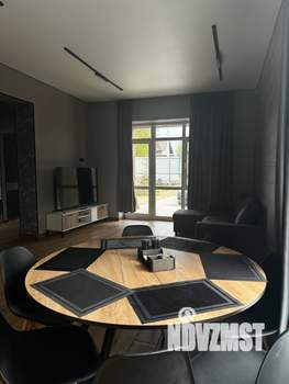 Дом 200м², 2-этажный, посуточно,