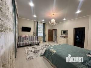 Дом 289м², 3-этажный, участок 5 сот.