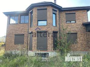 Дом 498м², 3-этажный, участок 12 сот.