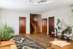 Дом 230м², 2-этажный, участок 5 сот.