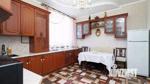 Дом 200м², 2-этажный, участок 7 сот.