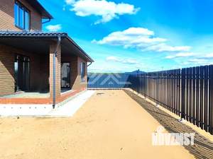 Дом 212м², 2-этажный, участок 6 сот.