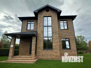 Коттедж 140м², 2-этажный, участок 4 сот.