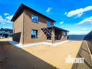 Дом 212м², 2-этажный, участок 6 сот.