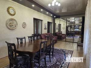 Дом 363м², 2-этажный, участок 12 сот.