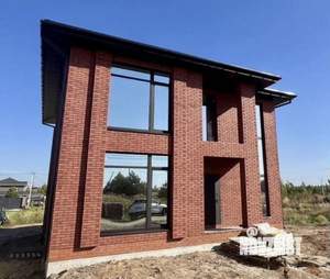 Коттедж 185м², 2-этажный, участок 5 сот.