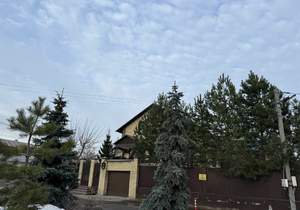 Дом 209м², 3-этажный, участок 0 сот.