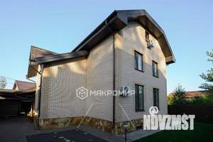 Коттедж 169м², 3-этажный, участок 6 сот.