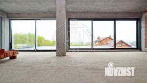 Дом 480м², 3-этажный, участок 6 сот.