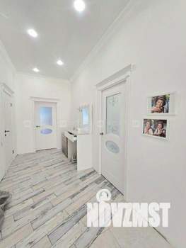 Дом 222м², 2-этажный, участок 10 сот.