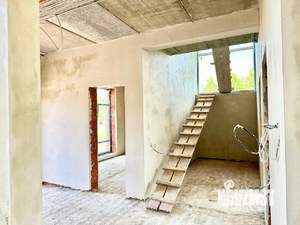 Дом 200м², 2-этажный, участок 6 сот.