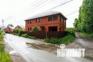 Коттедж 306м², 2-этажный, участок 10 сот.