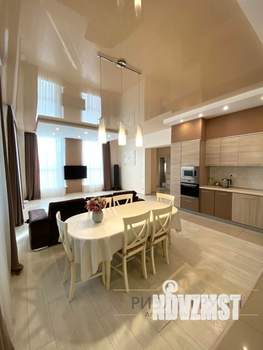 Дом 161м², 2-этажный, участок 5 сот.