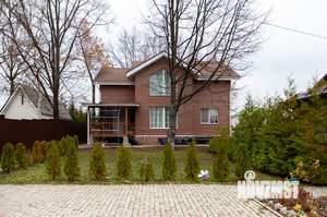 Дом 230м², 2-этажный, участок 8 сот.