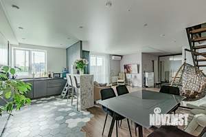 Дом 114м², 2-этажный, участок 5 сот.