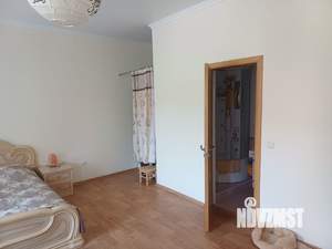 Таунхаус 135м², 3-этажный, участок 1 сот.