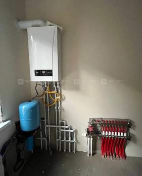 Дом 196м², 2-этажный, участок 0 сот.