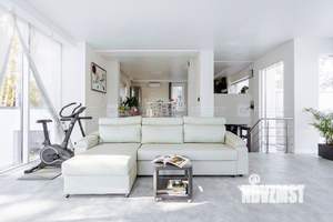 Дом 278м², 3-этажный, участок 15 сот.