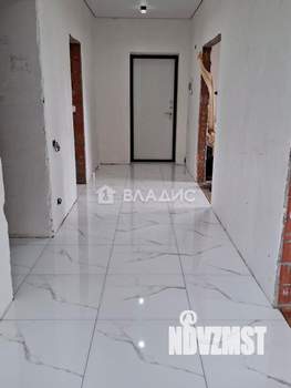 Дом 209м², 2-этажный, участок 5 сот.