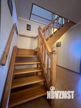 Дом 270м², 2-этажный, участок 12 сот.