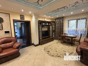 Дом 363м², 2-этажный, участок 12 сот.