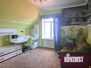 Дом 376м², 2-этажный, участок 12 сот.