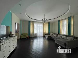 Коттедж 453м², 3-этажный, участок 8 сот.