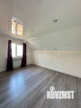 Дом 112м², 2-этажный, участок 4 сот.