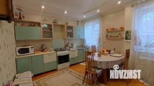 Дом 176м², 2-этажный, участок 10 сот.