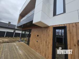 Дом 212м², 2-этажный, участок 10 сот.