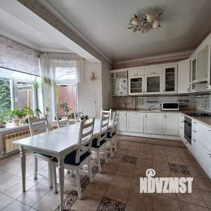 Коттедж 230м², 2-этажный, участок 7 сот.