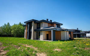 Дом 305м², 2-этажный, участок 10 сот.